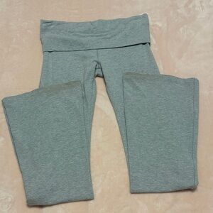 Victoria Secret brand gray flare fold over leggings dirt spots on the ankles